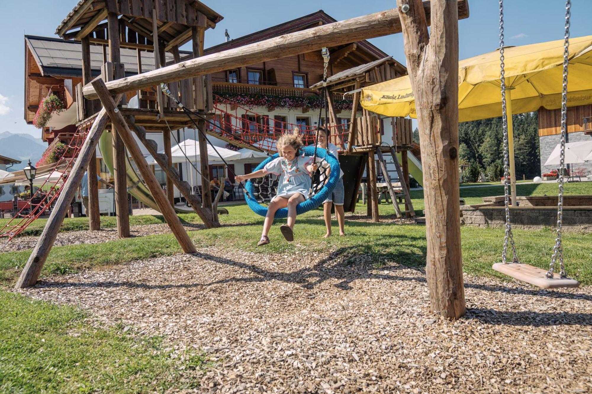 Farm stay Feriengut Unterhochstatt